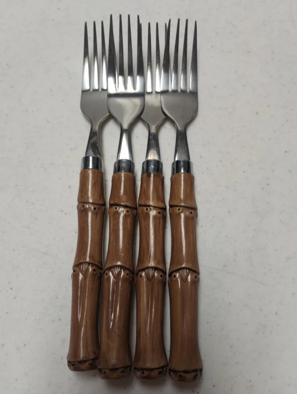 Bamboo-Style Handle Dinner Forks (4) Spoons (2) And Knives (4) Stainless Steel